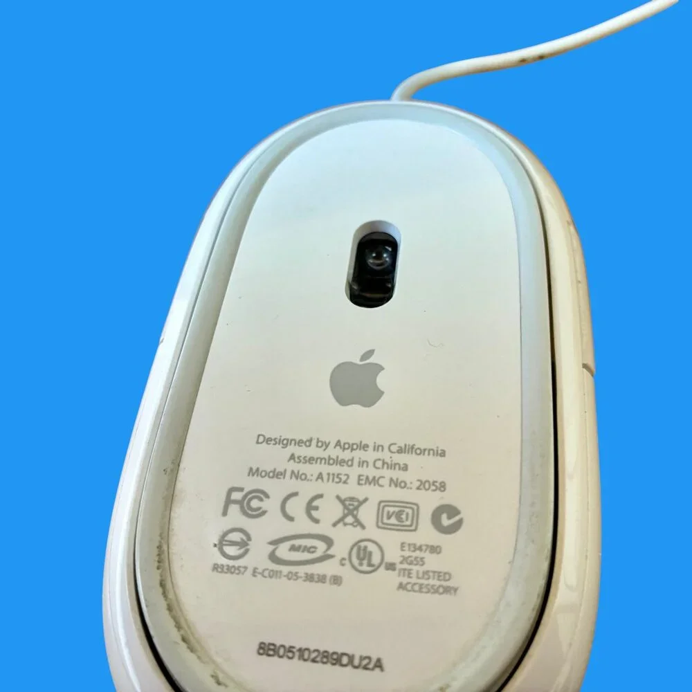 Apple A152 Mighty Mouse USB Wired Optical w/Trackball Origiinal Box & Paperwork